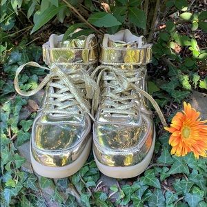 MOHEM | Light Up High Top Metallic Sneakers